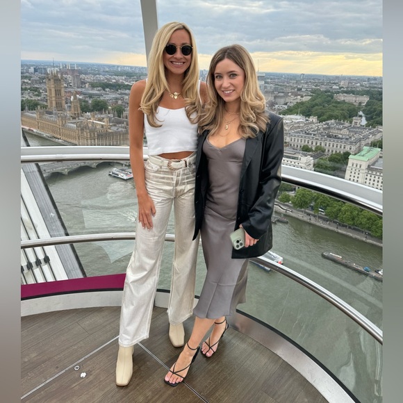 Zara White & Gold iridescent Jeans - Picture 3 of 8